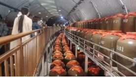 進工廠,探陶香,尋找豫酒龍頭的成功密碼 河南報業全媒體豫酒行走進仰韶酒業集團